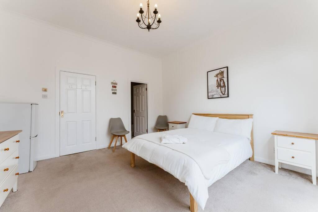Spacious Ensuite Room Near Top Tourist Attractions London Luaran gambar